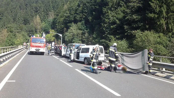Zwei Feuerwehren standen mit 30 Helfern im Einsatz