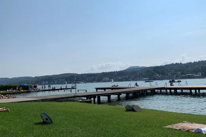 Das Gemeindebad Velden, vormals Bulfon Bad, in Velden am Wörther See.