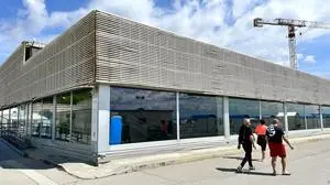 Das Schwimmbad bröckelt