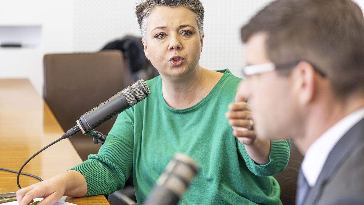 Olga Voglauer (Grüne) und Martin Gruber (ÖVP) liefern sich ein emotionales Wahlduell