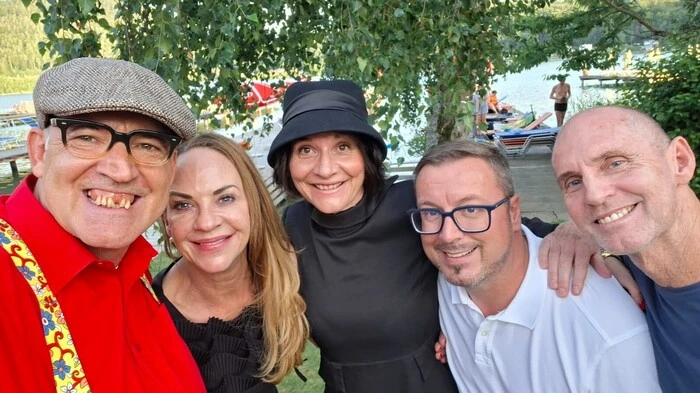 Organisatorin Michaela Höberl (Zweite von links) mit Walter Vaschauner, Katrin Winkler-Jandl, Peter Kowal und Heinz Lagler 