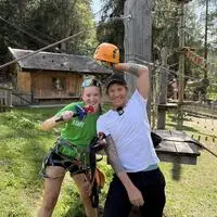 Mit „Radio Knolliday“ tourte Ö3-Moderator Andi Knoll durch Osttirol, unter anderem war er im Wichtelpark in Sillian 