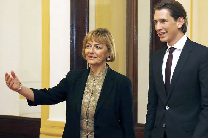 Im Rahmen eines Arbeitsbesuches führt Kurz sein Weg im Dezember 2013 nach Kroatien zur dortigen Außenministerin Vesna Pusic.