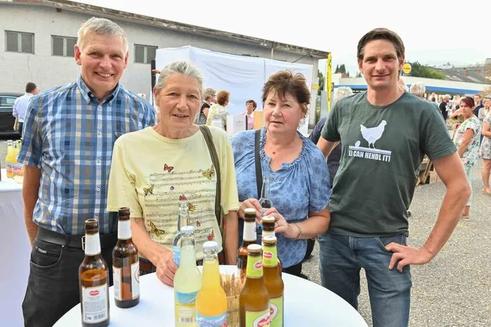 Klicken Sie sich bitte durch die weiteren Fotos!
