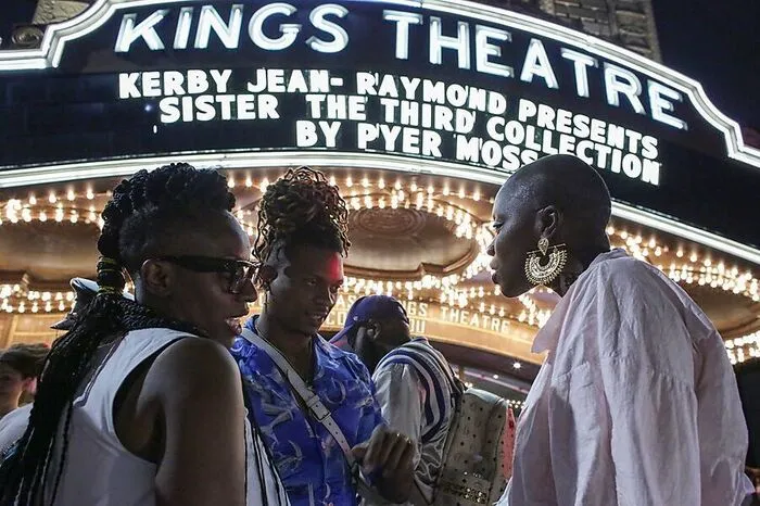Die Pyer-Moss-Show ging im Kings Theatre in Brooklyn über die Bühne.