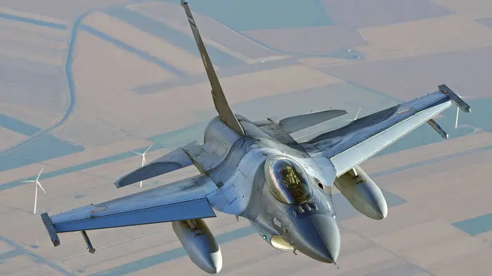 Ein rumänischer F16-Kampfjet hat die Sprengstoffdrohne zerstört