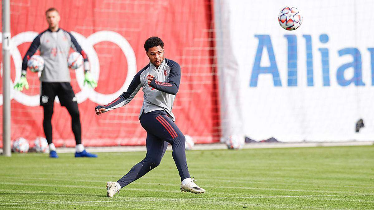 Am Vormittag hatte Gnabry noch mit der Mannschaft trainiert