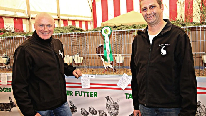 An beiden Standorten zeigten rund 60 Züchter mit etwa 550 Hühnern, Hasen, Tauben und Sittichen ihre teilweise prämierten Lieblinge.