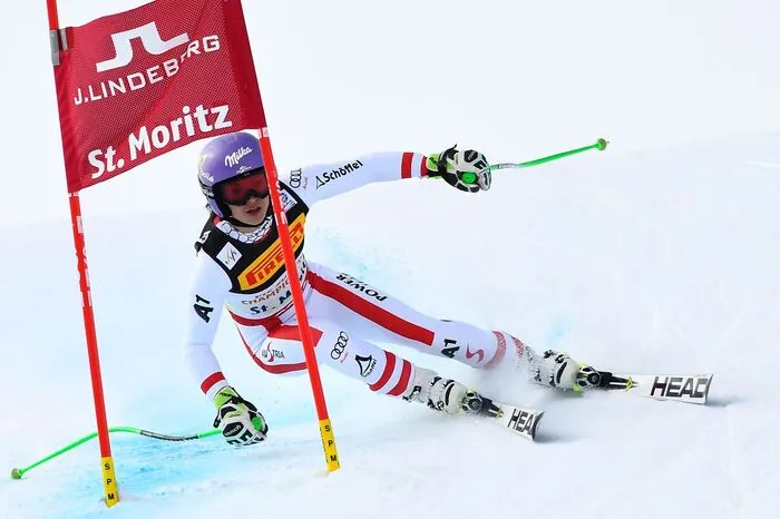 Auch bei Weltmeisterschaften war sie immer wieder erfolgreich. In Garmisch-Partenkirchen gab es 2011 Gold in der Super-Kombination. 2015 in Beaver Creek folgten zwei weitere Weltmeistertitel im Riesenslalom und Super-G.