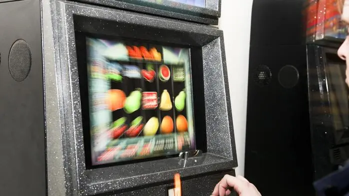 Die „Amatic Entertainment AG“ darf künftig 168 Automaten betreiben, Admiral Entertainment 167 und die „Fair Games GmbH“ 140 (Symbolbild)
