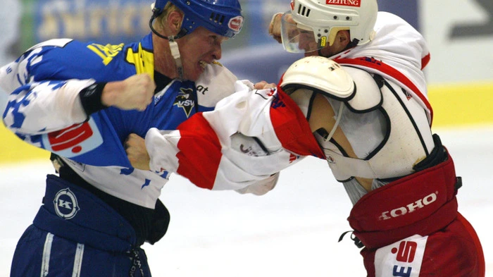 "Stewi" war damals als Spieler ein Leitwolf, ist es auch heute als Trainer. Er arbeitet als Headcoach des DEL-Klubs Grizzlys Wolfsburg