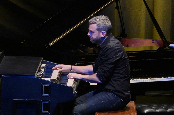 ... Bobby Sparks, Keyboard ...