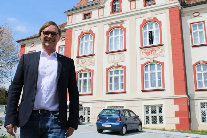 Erwin Eggenreich, Bürgermeister: "Es stimmt nicht, dass die Stadt stirbt. Wir haben bewiesen, dass wir sehr viele Ansiedelungen haben können. Man findet alles bei uns."