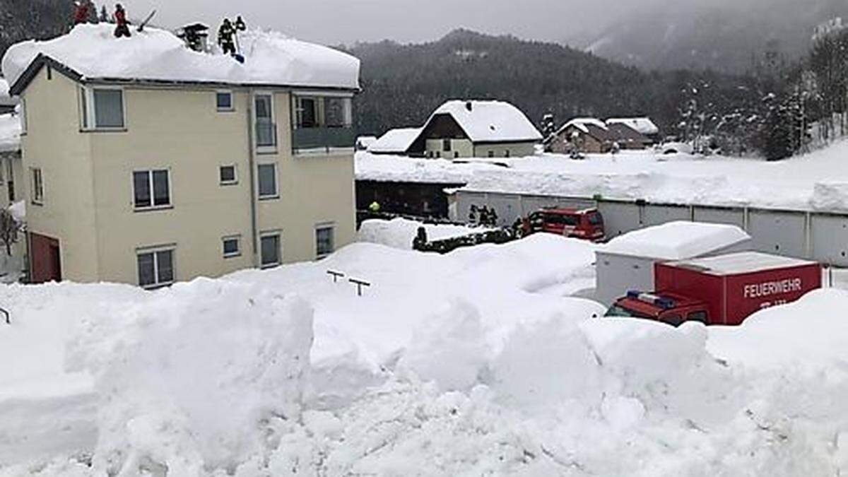 Den Feuerwehren geht die Arbeit nicht aus