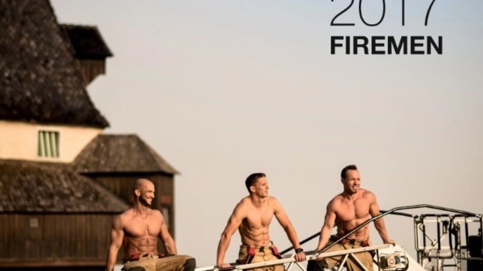 So sieht es aus - das Cover des neuen Grazer Feuerwehrkalenders. Er kostet 15 Euro.