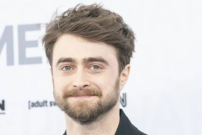 Nach 2012 war er häufig in Filmen und Serien zu sehen: "Die Frau in Schwarz" (2012), "Victor Frankenstein" (2015), "Guns Akimbo" (2019). Außerdem spielt Radcliff viel Theater, sowohl im Londoner West End als auch am Broadway in New York. 2023 wurde Radcliffe erstmals Papa. Mit Schauspielkollegin Erin Darke hat er einen Sohn.