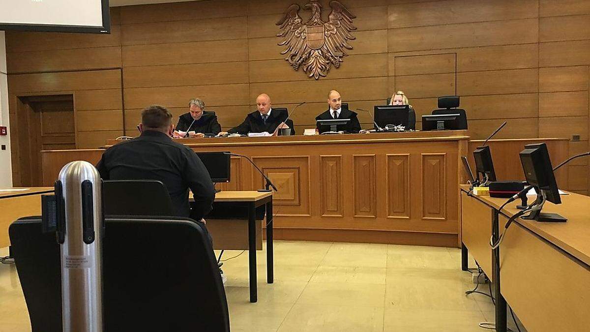 Ein Spittaler (28) musste sich Donnerstagvormittag am Landesgericht Klagenfurt verantworten