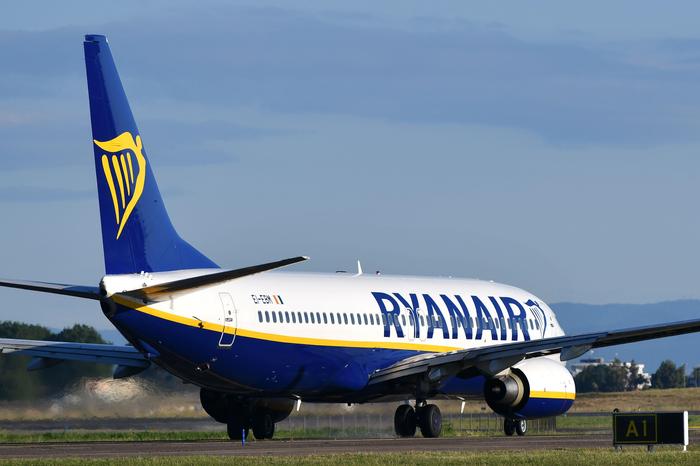 In einer Ryanair-Maschine, die eigentlich nach Klagenfurt hätte fliegen sollen, erlebten die Passagiere Horror-Stunden