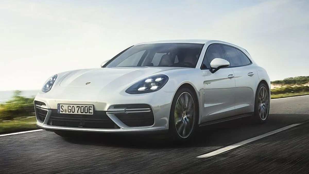 Der Porsche Panamera Turbo S E-Hybrid Sport Turismo