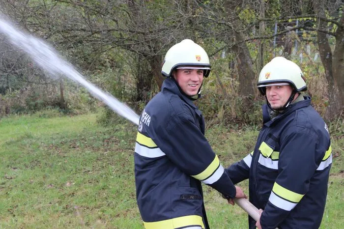 Feuerwehrmitglieder der FF Welten