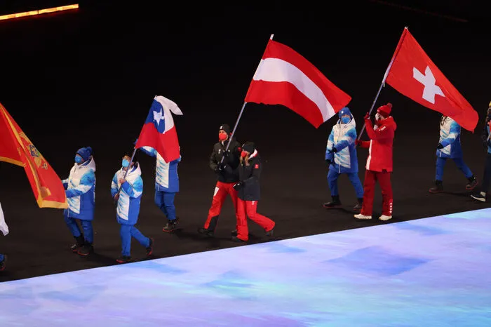 Österreichs Fahnenträger war Ski-Olympiasieger Johannes Strolz.