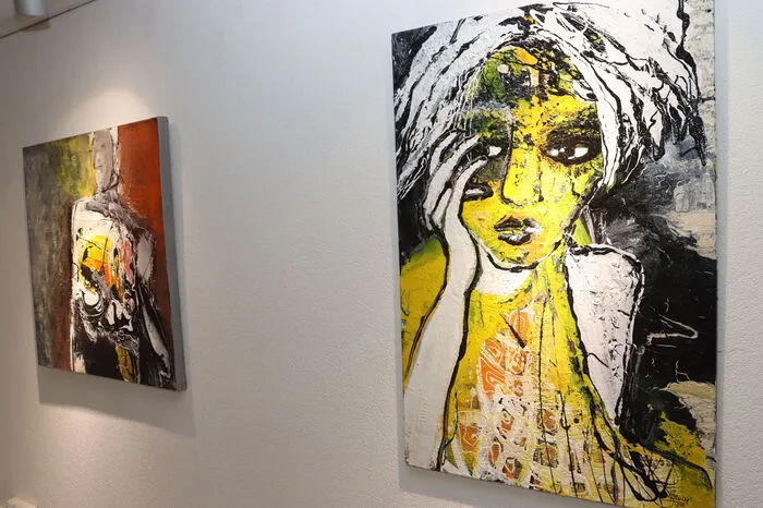 Klicken Sie sich durch die weiteren Fotos von der Ausstellung.