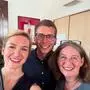Selfie von Ines Schwerdtner mit Robert Krotzer und Elke Kahr nach der Graz-Wahl 2026 im Grazer Rathaus