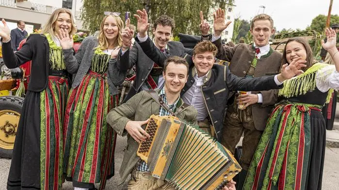 Umzug, Eröffnung und Bieranstich 662 St. Veiter Wiesenmarkt St. Veit September 2025