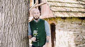 Michael Pöltl ist Geschäftsführer und Gründer der „WeinGrube“