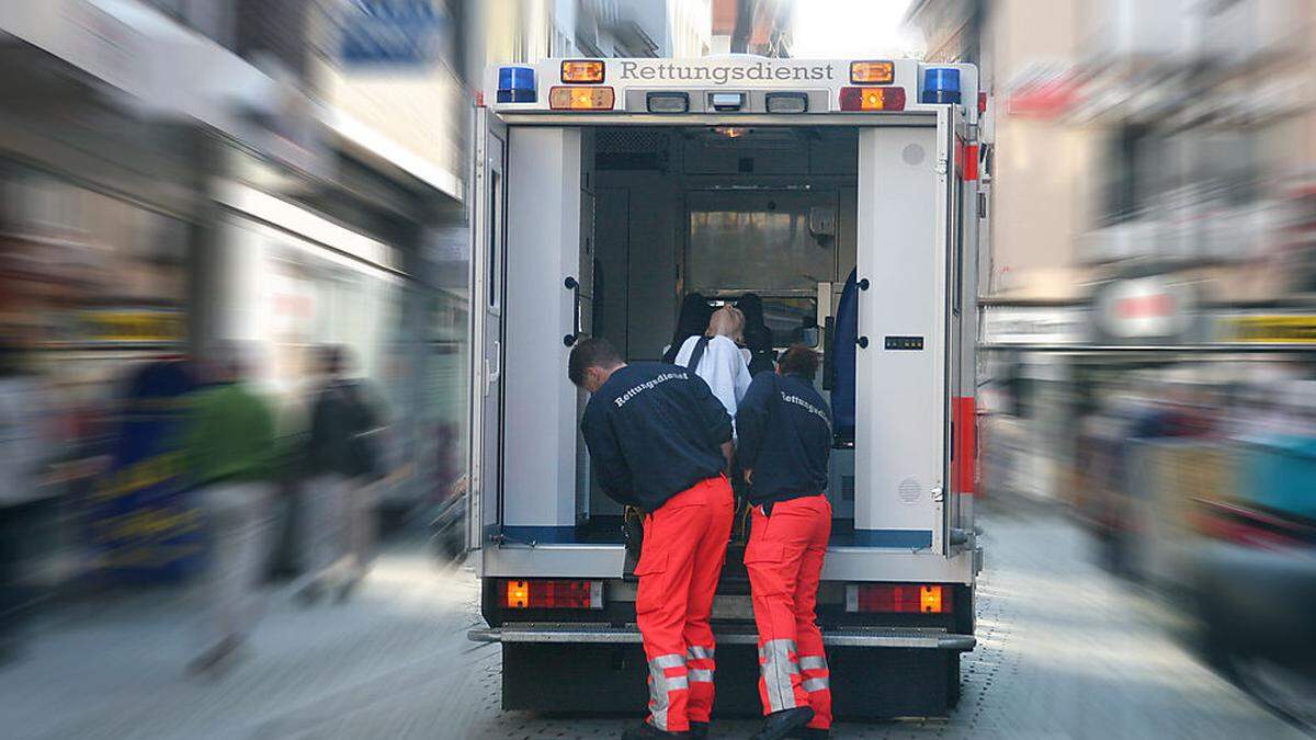 Eine Frau wurde bei einem Verkehrsunfall in der Ebentaler Straße verletzt