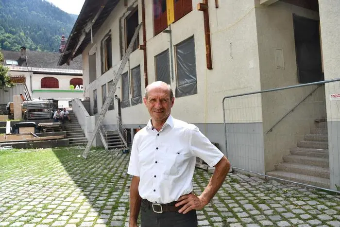 Manfred Fleißner, hier im Zuge der Sanierung des Mehrzweckhauses