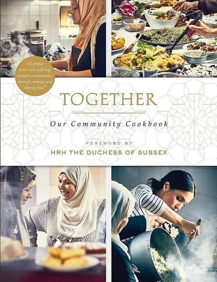Together, Our Community Cookbook mit 50 Rezepten 