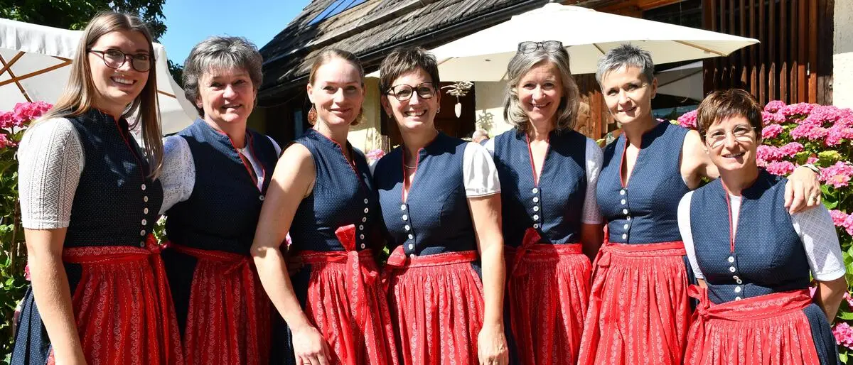 Die Damen vom Kräuterdorf Marketingverein