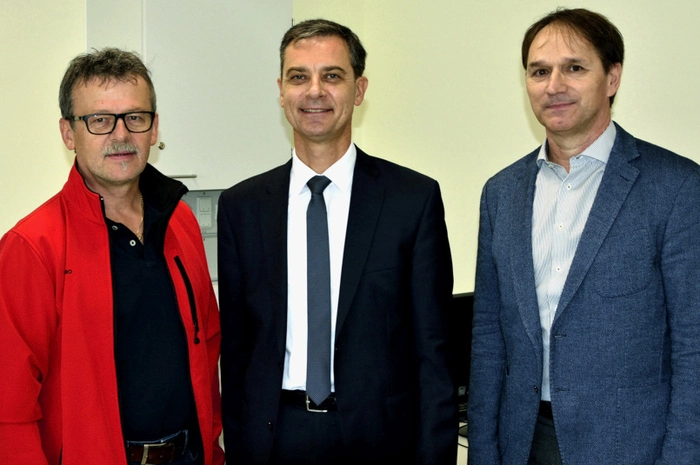 "Wir freuen uns alle sehr, dass dieses Projekt so wunderbar gelungen ist", sagte Bürgermeister Wolfgang Dolesch (Mitte) bei der Eröffnung am Mittwoch.