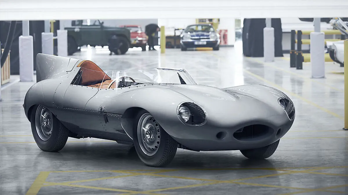 Der Jaguar D-Type "Longnose"