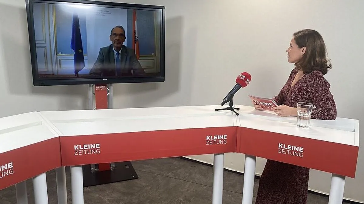 Minister Heinz Faßmann im Gespräch mit Redakteurin Sonja Peitler-Hasewend 