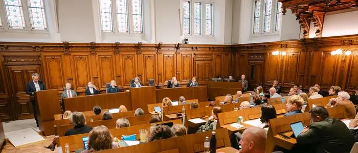 Blick auf die Regierungsbank im Grazer Gemeinderat