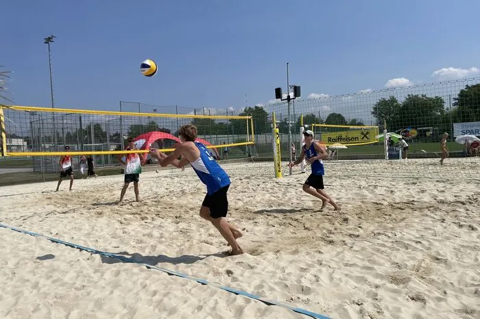 Am Freitag und Samstag gibt es abends Flutlichtspiele. Die Finalspiele der U16 und U18, Damen und Herren, finden am Samstag ab ungefähr 18.50 Uhr statt, die Siegerinnen und Sieger des U20 Bewerbs werden am Sonntagnachmittag bestimmt.