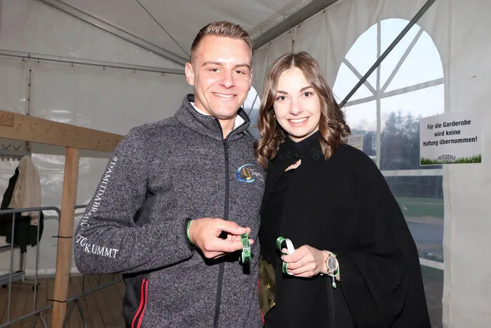 Am Foto von Links: Marcel Krassnitzer (Obmann) und Katharina Stich (Leiterin). Weiters haben an der Veranstaltung vom LJ-Vorstand mitgearbeitet: Fabian Krassnitzer (Obmann-Stvr.), Katja Zitterer (Leiterin-Stvr.), Hanna Pleschberger (Kassier), Robert Malle (Kassier-Stvr.), Laura Pleschberger (Schriftführerin), Michelle Rauter (Schriftführer-Stvr.) und Florian Krassnitzer (Agrarreferent).
