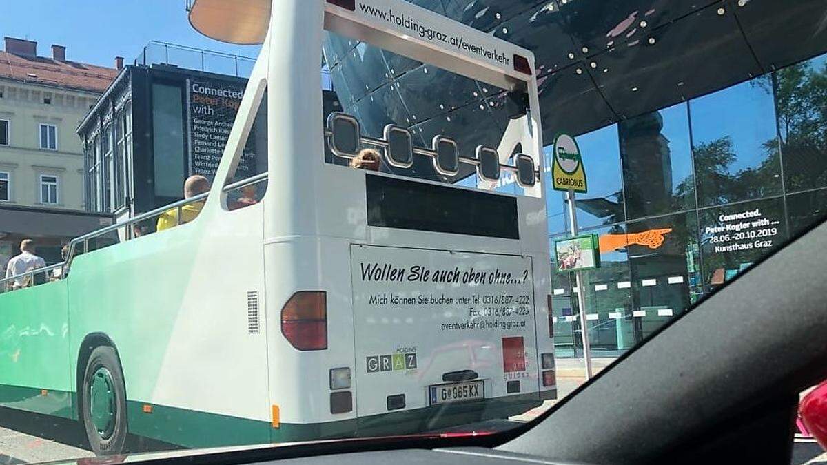 Besagter &quot;Oben Ohne&quot;-Bus, der für Aufregung sorgte