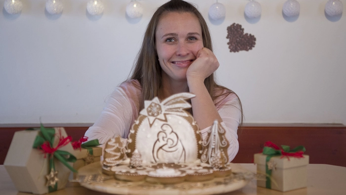 Auch "Tirli's" beliebte essbare Adventkränze und Krippen bekommt man im Adventdorf in der Freihausgasse