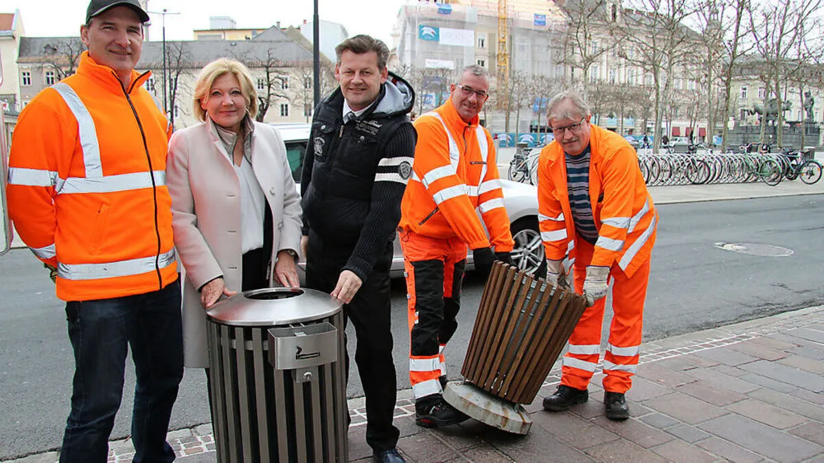 Alte Müllteimer werden durch neue ersetzt