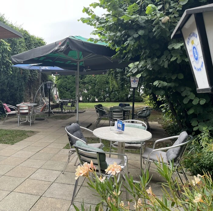 Den Gastgarten des Lokals kennen viele aufgrund seiner versteckten Lage gar nicht