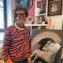 André Breinbauer in seinem Atelier: Sein Vampir Fürst ist auch hier allgegenwärtig