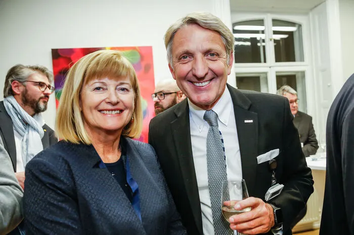 Die Rektorin der KF Uni Graz, Christa Neuper und WK-Präsident Josef Herk