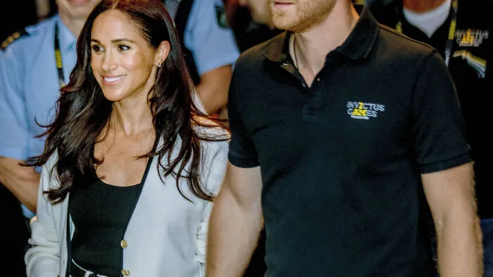 Hand in Hand zeigten sich Meghan Markle und Prinz Harry bei den Invictus Games in Düsseldorf.