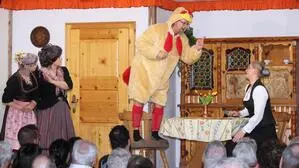 Voller Einsatz bei der Premiere von „Die Jugendsünd“ der Theatergruppe Ligist