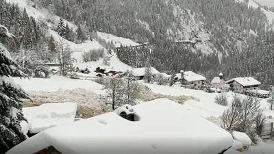 Diese Lawine rollte durch Bobojach. Jetzt wird der Ort evakuiert