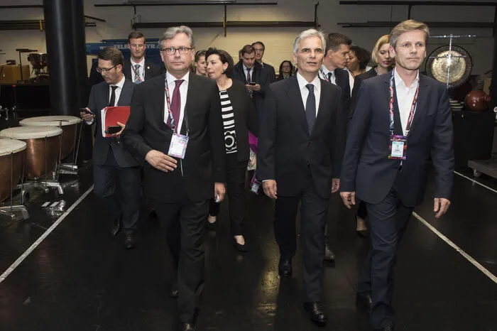 Generaldirektor Alexander Wrabetz mit Bundeskanzler Werner Faymann und Minister Josef Ostermayer.