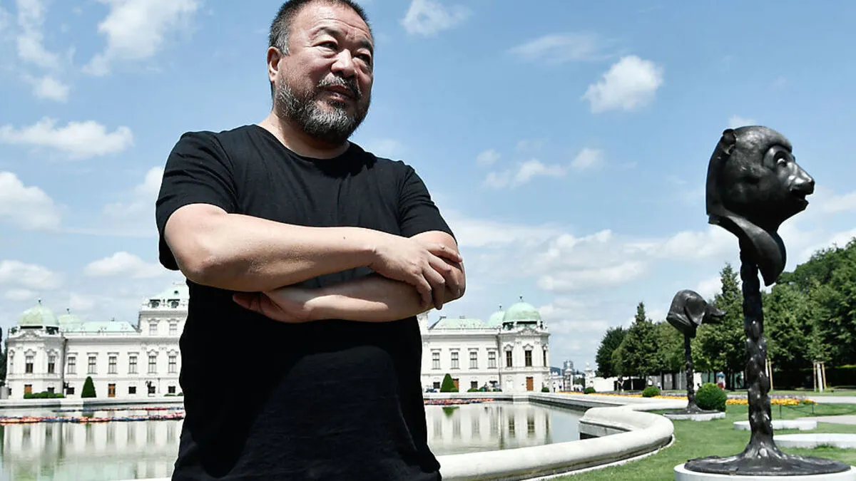 Ai Weiwei vor dem Belvedere